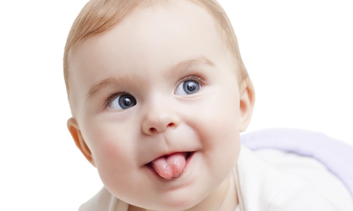 赤ちゃんが舌を出すのはなぜ?5つの理由で解き明かせ!ぺろっと一舐め！ にっこりっか 保育士による子育て情報ブログサイト